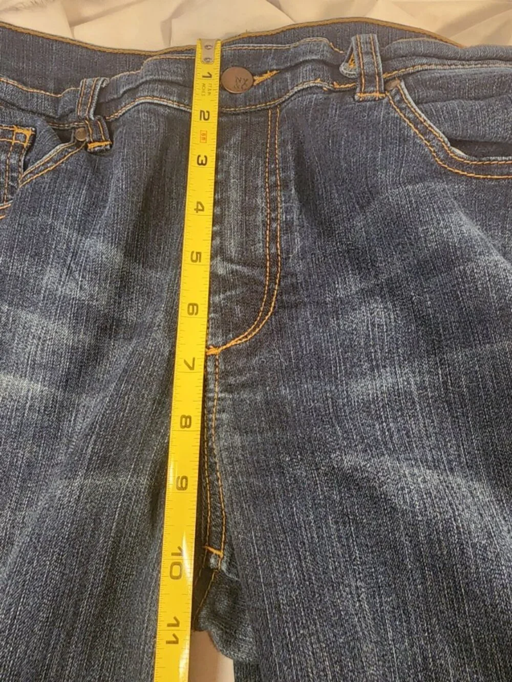 New York & Co size 14 low rise / wide leg capri length jeans